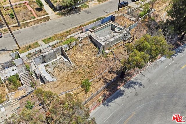 545 N Las Casas Avenue, Los Angeles, CA 90272