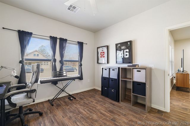 1325 Houston, Durant, OK 74701