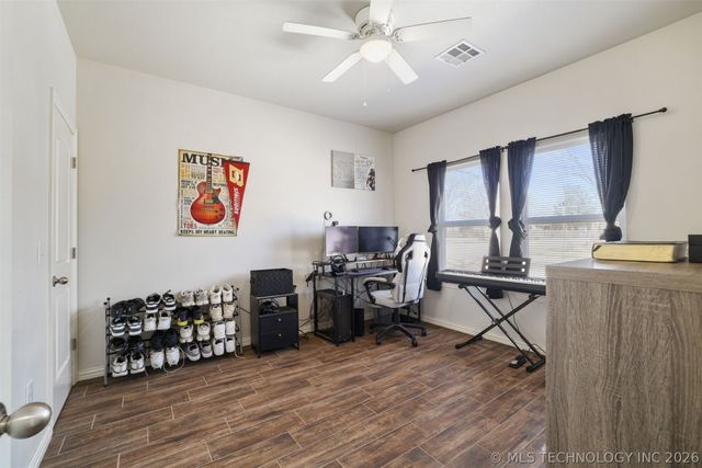 1325 Houston, Durant, OK 74701