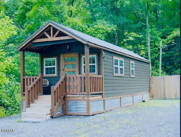 742 Hardin Lane, Sevierville, TN 37862