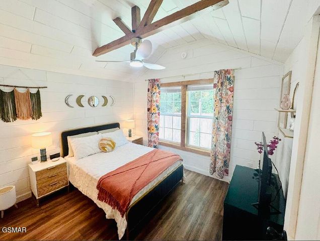 742 Hardin Lane, Sevierville, TN 37862