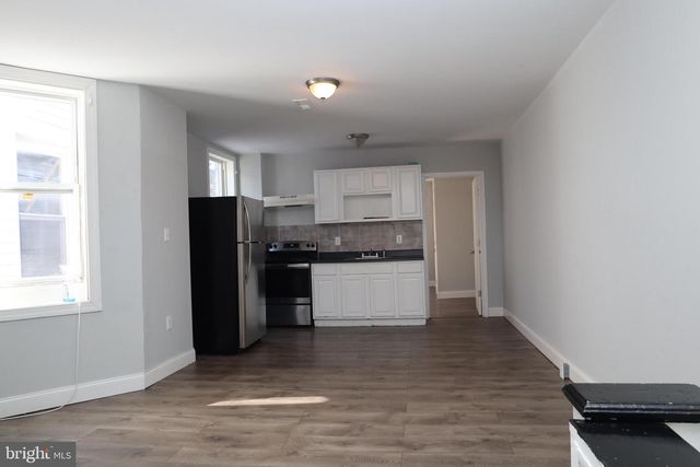 5744 CHESTNUT ST, Philadelphia, PA 19139