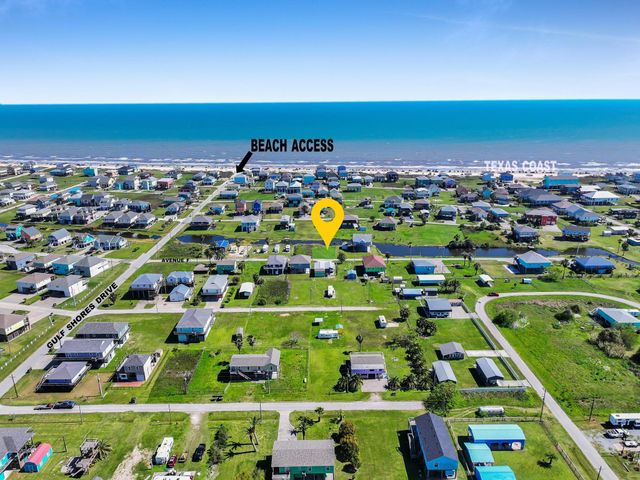 1980 Avenue F, Crystal Beach, TX 77650