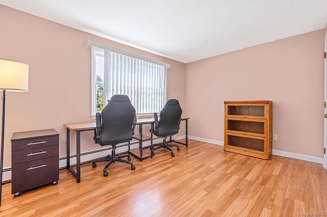 1400 Wave Avenue, Medford, NY 11763