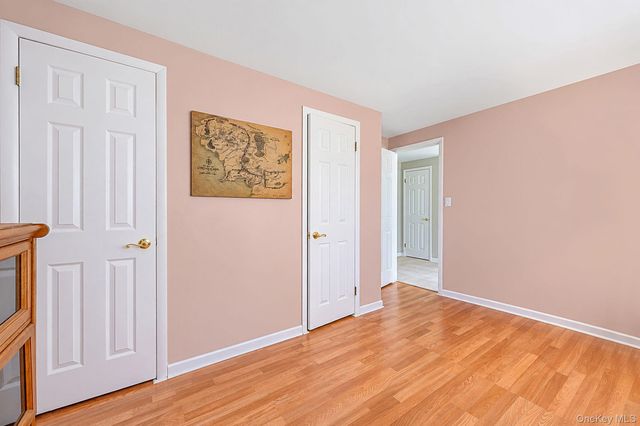 1400 Wave Avenue, Medford, NY 11763
