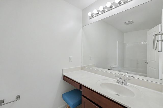 1420 Riverbrook Dr, Hermitage, TN 37076