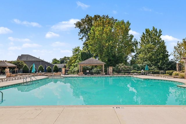 1420 Riverbrook Dr, Hermitage, TN 37076