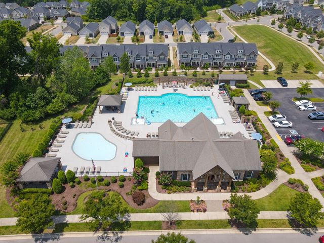 1420 Riverbrook Dr, Hermitage, TN 37076