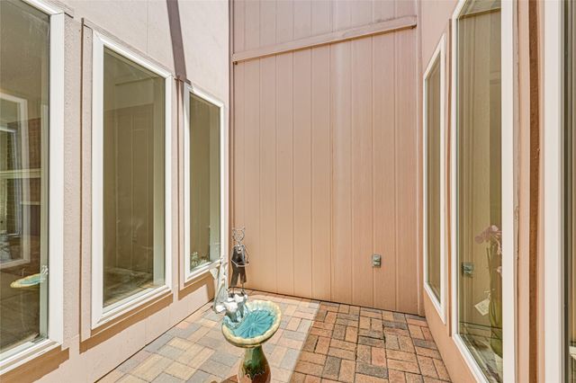8210 Letica Drive, Houston, TX 77040