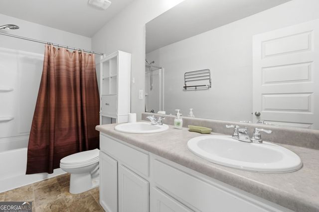 5760 Barrington Run, Union City, GA 30291