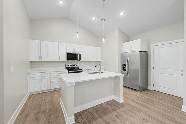 2718 Amelia Ln., Salina, KS 67401