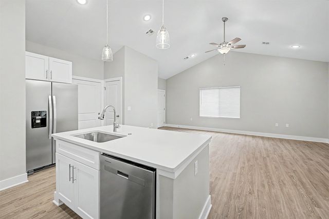 2718 Amelia Ln., Salina, KS 67401