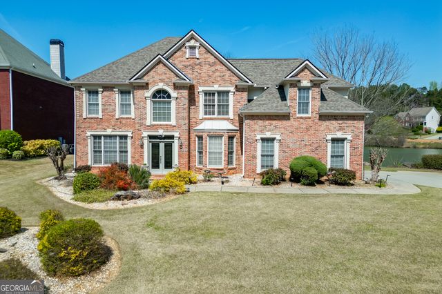 3795 Regal Oaks Drive, Suwanee, GA 30024