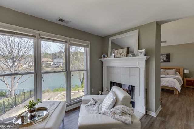 3795 Regal Oaks Drive, Suwanee, GA 30024