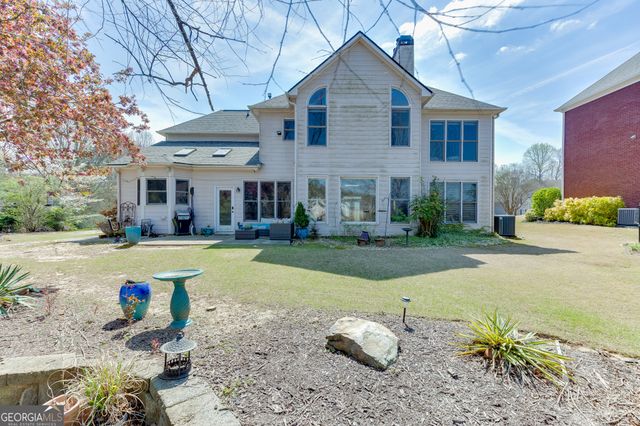 3795 Regal Oaks Drive, Suwanee, GA 30024