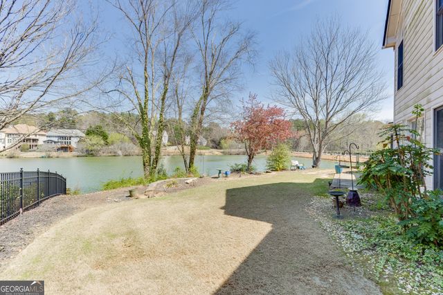 3795 Regal Oaks Drive, Suwanee, GA 30024