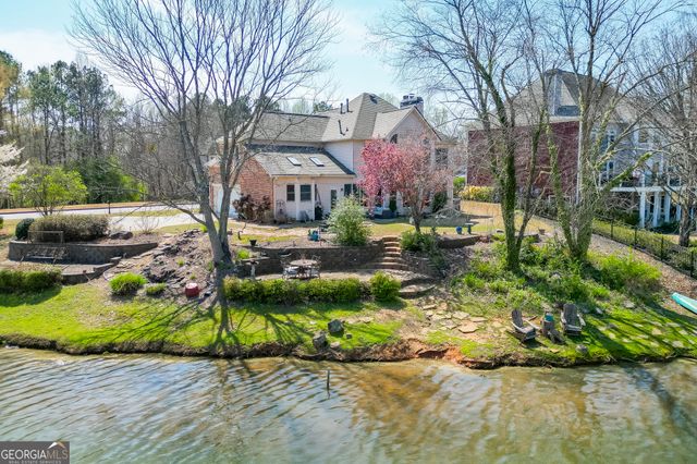 3795 Regal Oaks Drive, Suwanee, GA 30024