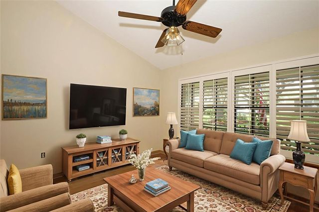 969 AMERICAN BEAUTY STREET, Orlando, FL 32818