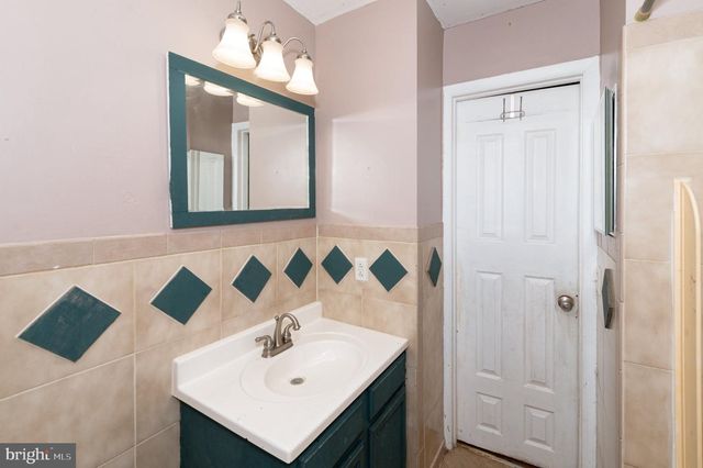 12 E COLLINGS DR, Williamstown, NJ 08094