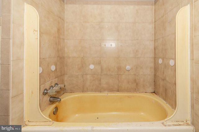 12 E COLLINGS DR, Williamstown, NJ 08094