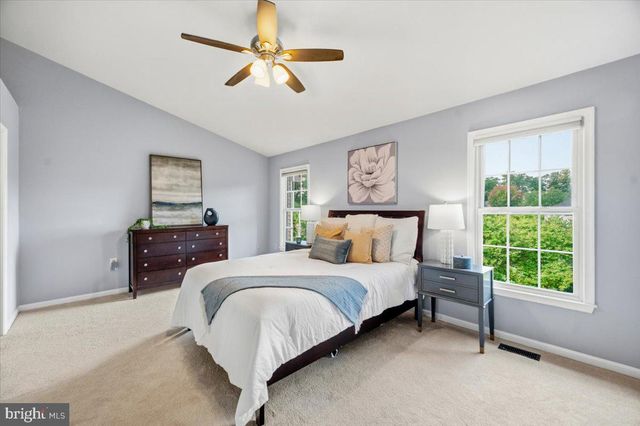 21140 WINDING BROOK SQ, Ashburn, VA 20147