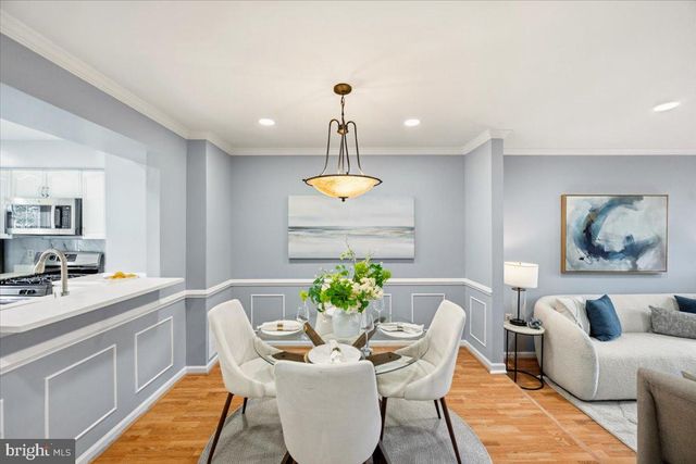 21140 WINDING BROOK SQ, Ashburn, VA 20147
