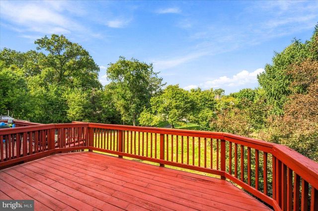 21140 WINDING BROOK SQ, Ashburn, VA 20147