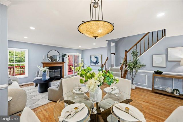 21140 WINDING BROOK SQ, Ashburn, VA 20147