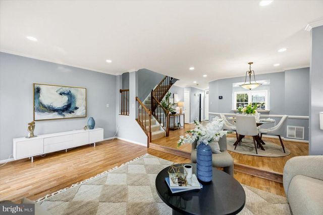 21140 WINDING BROOK SQ, Ashburn, VA 20147