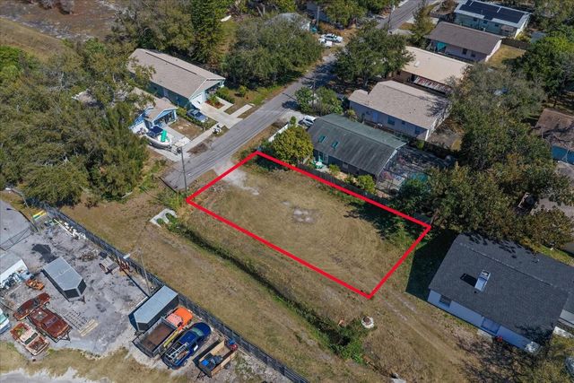 BRAGINTON STREET, Largo, FL 33756