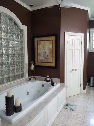 13 Tanglewood Drive, Magnolia, AR 71753