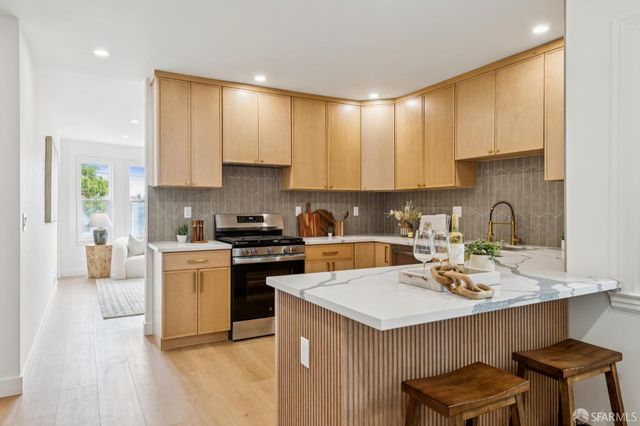 110 West Moltke Street, Daly City, CA 94014