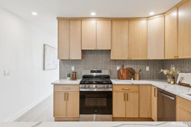 110 West Moltke Street, Daly City, CA 94014