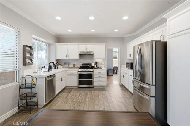 2580 Taylor, Corona, CA 92882