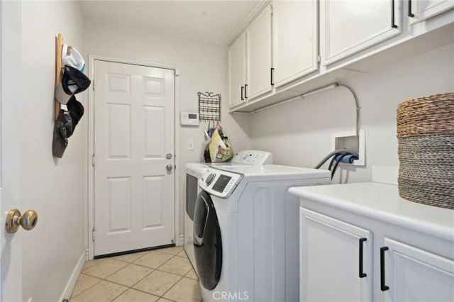 2580 Taylor, Corona, CA 92882