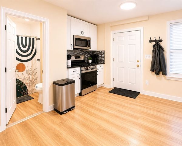 19 Fayette 1, Beverly, MA 01915