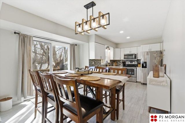 2331 S 124th Street, Omaha, NE 68144