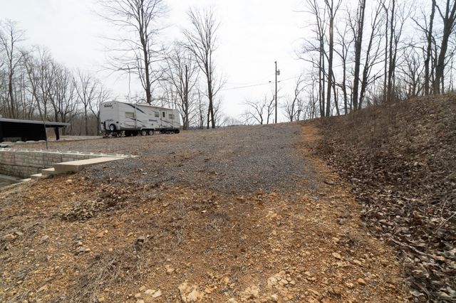 340 Oak Dr, Smithville, TN 37166