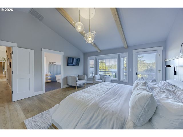 83471 S COVE Way, Florence, OR 97439