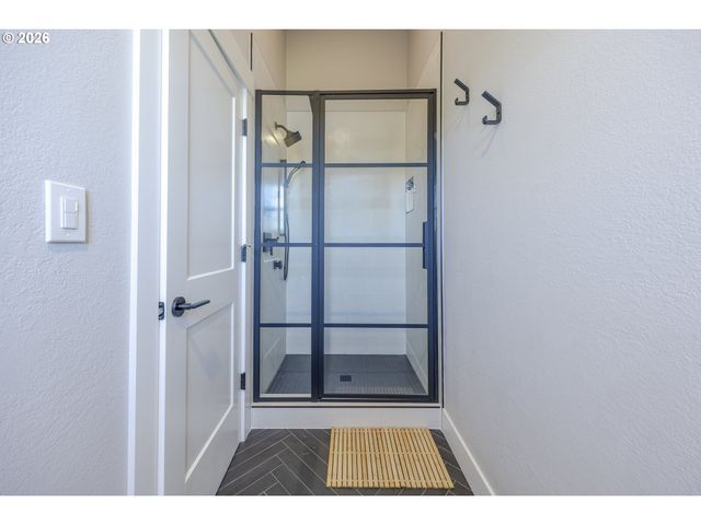 83471 S COVE Way, Florence, OR 97439