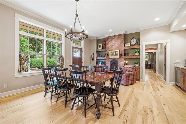 406 Homestead Drive, Lawrence, KS 66049
