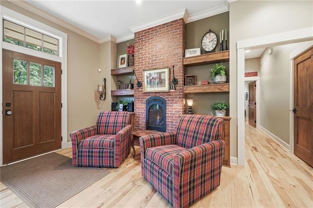406 Homestead Drive, Lawrence, KS 66049