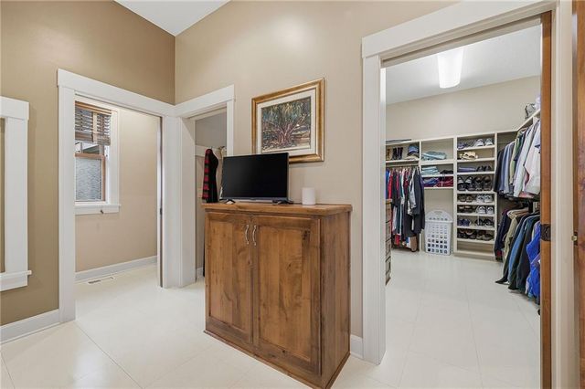 406 Homestead Drive, Lawrence, KS 66049