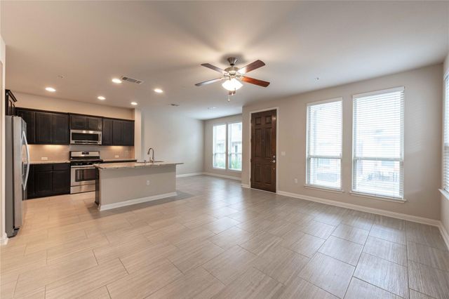 13800 Lyndhurst ST 281, Austin, TX 78717