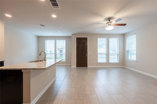 13800 Lyndhurst ST 281, Austin, TX 78717