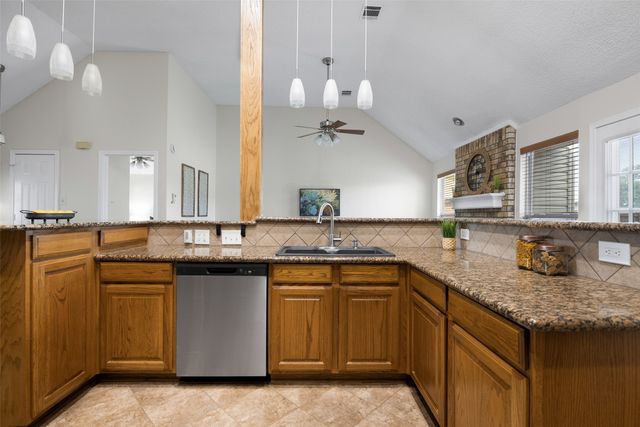 518 E Gaston Drive, Wylie, TX 75098
