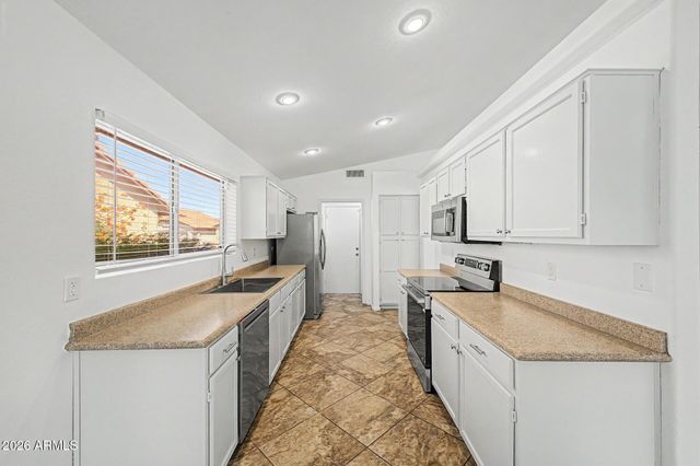 5963 W MERCURY Way, Chandler, AZ 85226