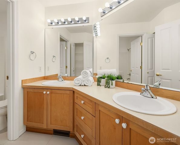 12623 68th Avenue SE, Snohomish, WA 98296