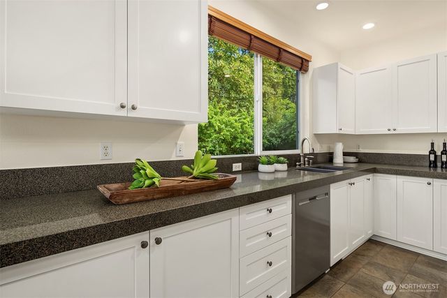 12623 68th Avenue SE, Snohomish, WA 98296