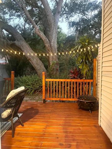 9726 TIFFANY OAKS LANE 9726, Tampa, FL 33612